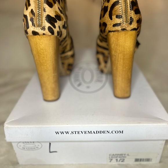 Size 7.5, calf-skin, Leopard, Steve Madden heeled boots - Picture 3 of 8